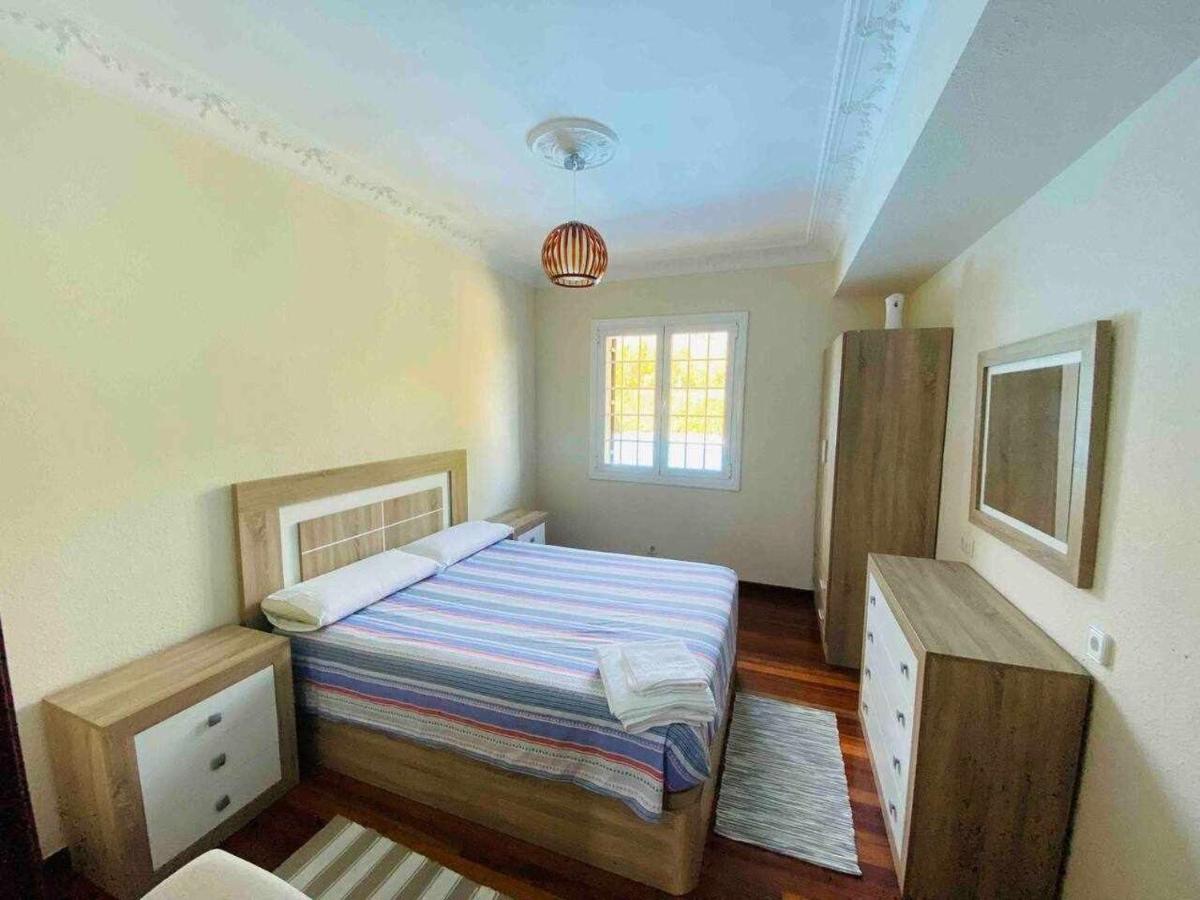 Sagastienea Con Piscina Y Tenis En La Rioja Holiday home